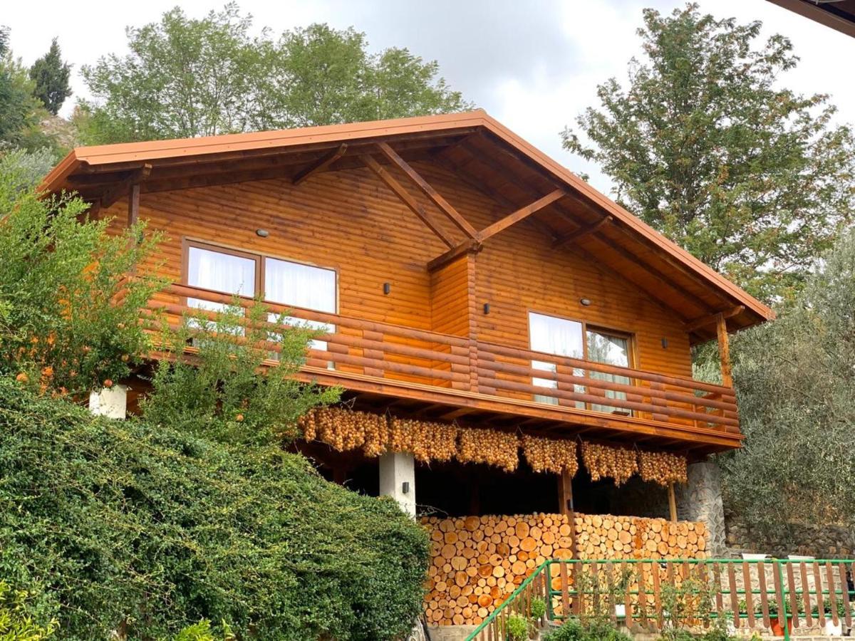 Wooden House Hotel Canaj Exterior foto
