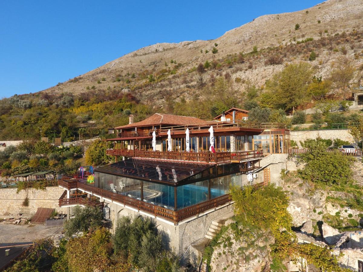 Wooden House Hotel Canaj Exterior foto