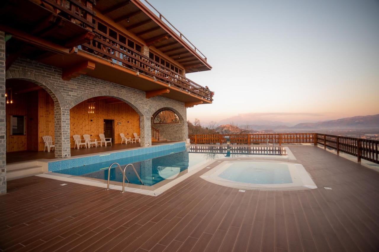 Wooden House Hotel Canaj Exterior foto