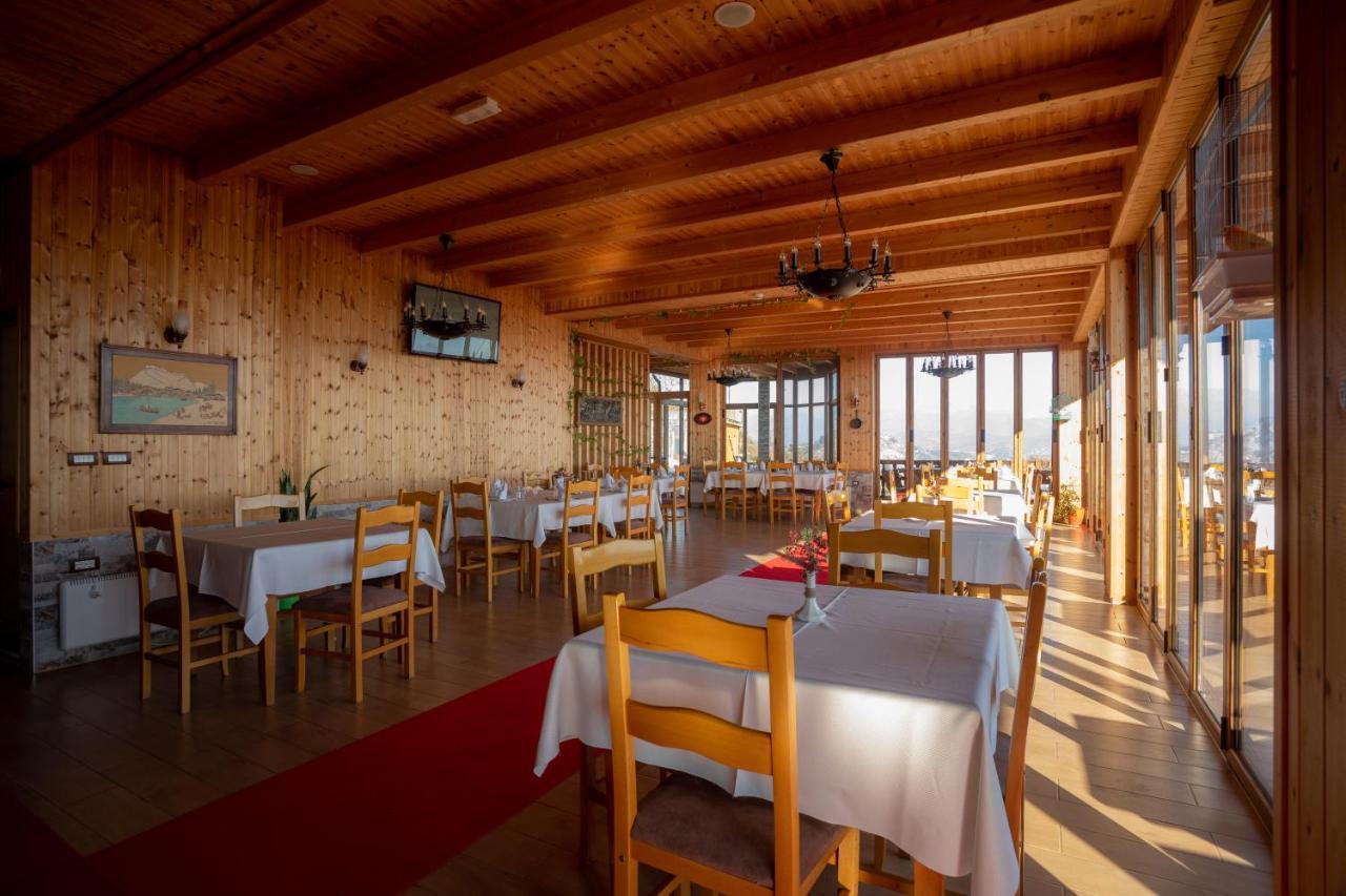 Wooden House Hotel Canaj Exterior foto
