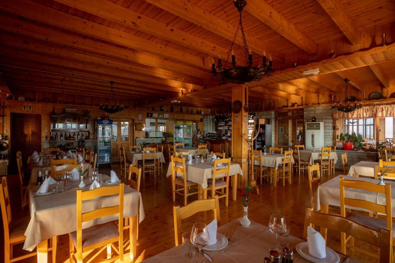 Wooden House Hotel Canaj Exterior foto