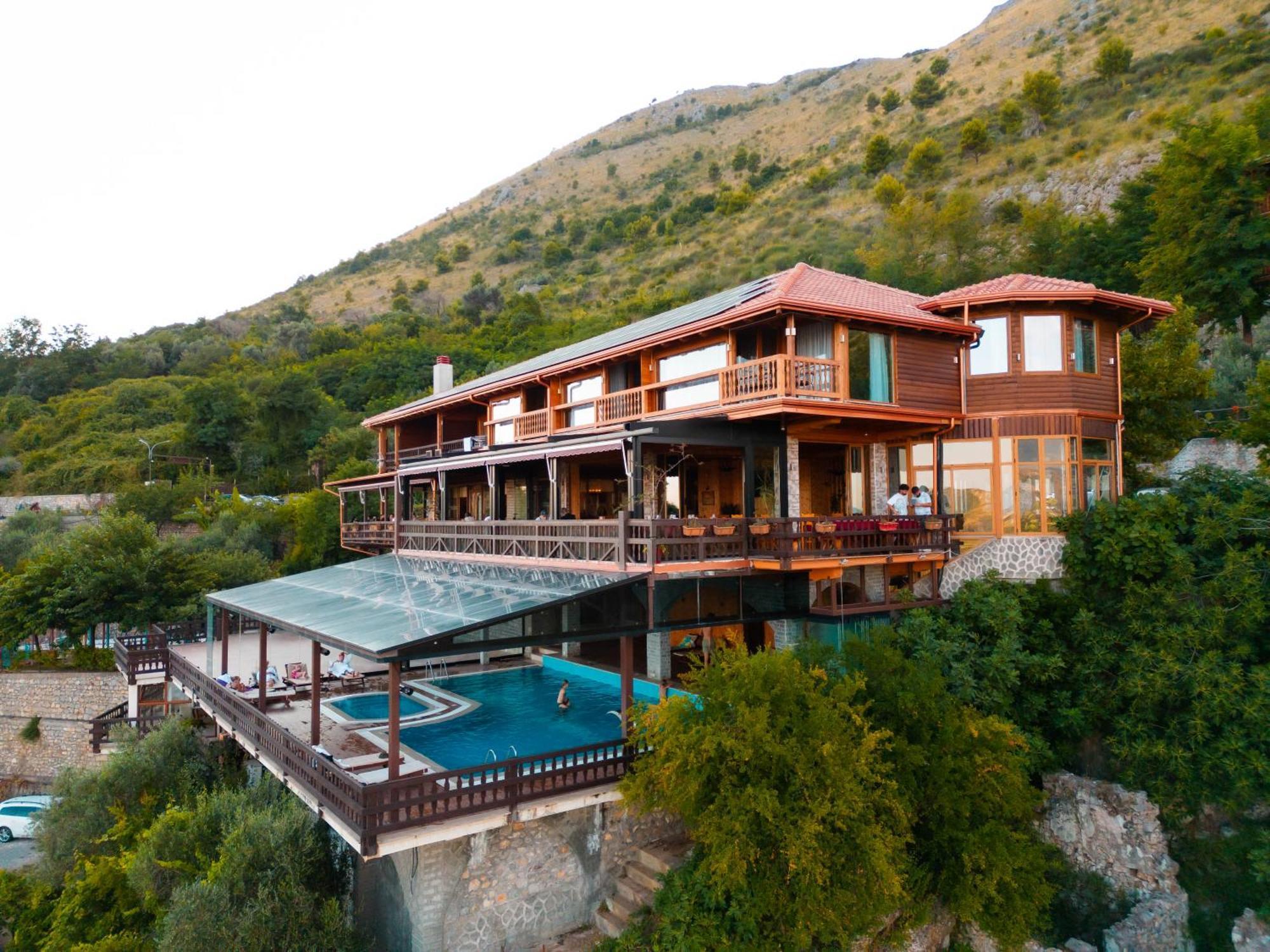 Wooden House Hotel Canaj Exterior foto